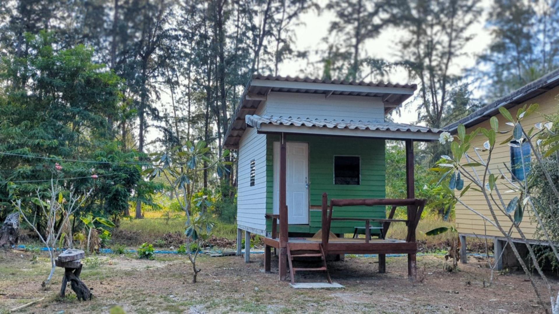 Neverland Beach Village Bungalows Ko Lanta Exterior foto