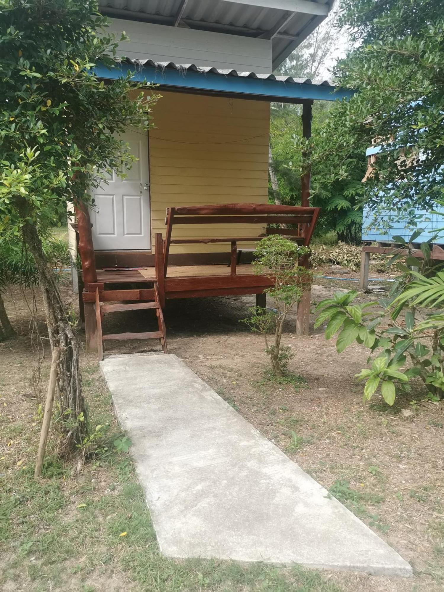 Neverland Beach Village Bungalows Ko Lanta Exterior foto